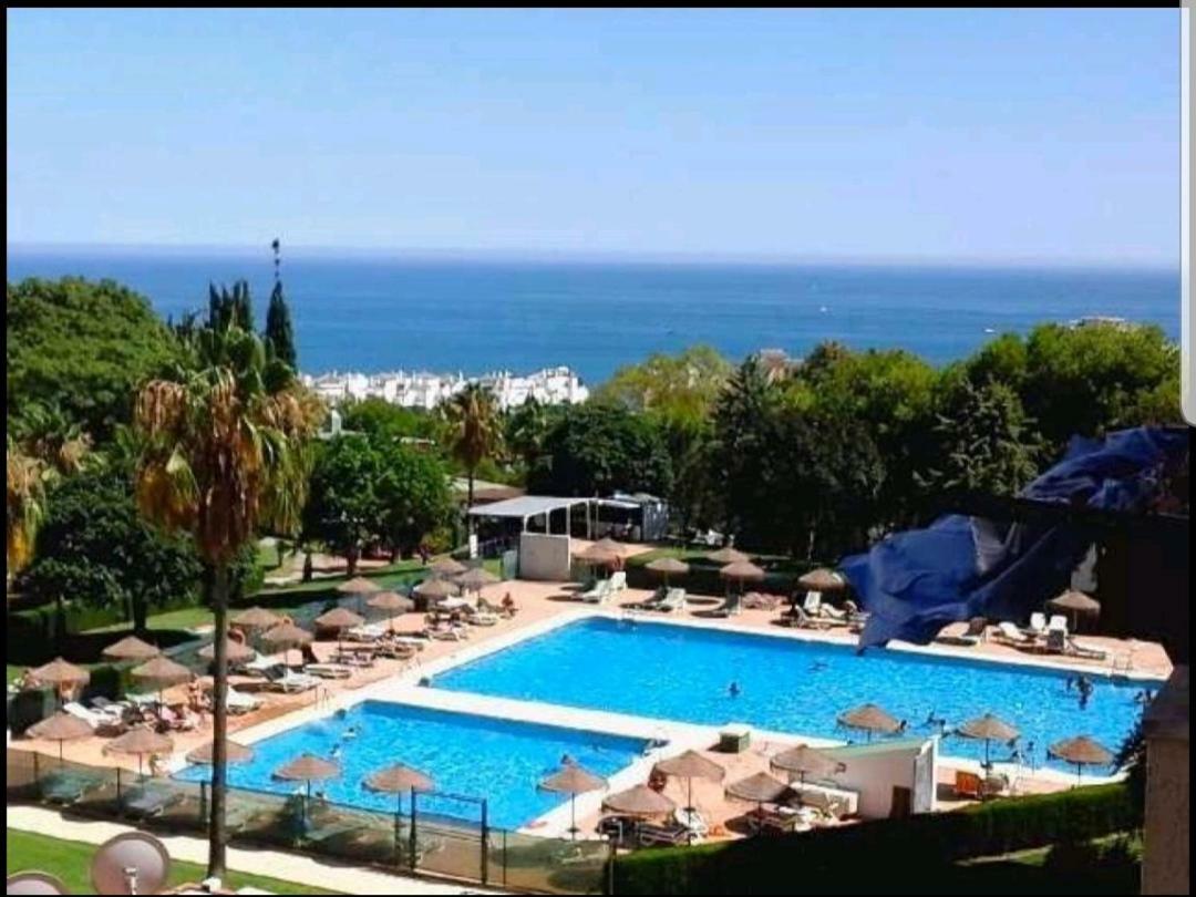 דירות Iris Vistas בנאלמדנה מראה חיצוני תמונה
